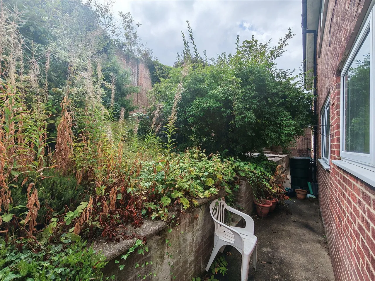 Melville Court, NOTTINGHAM, Nottinghamshire, NG3, photo 13