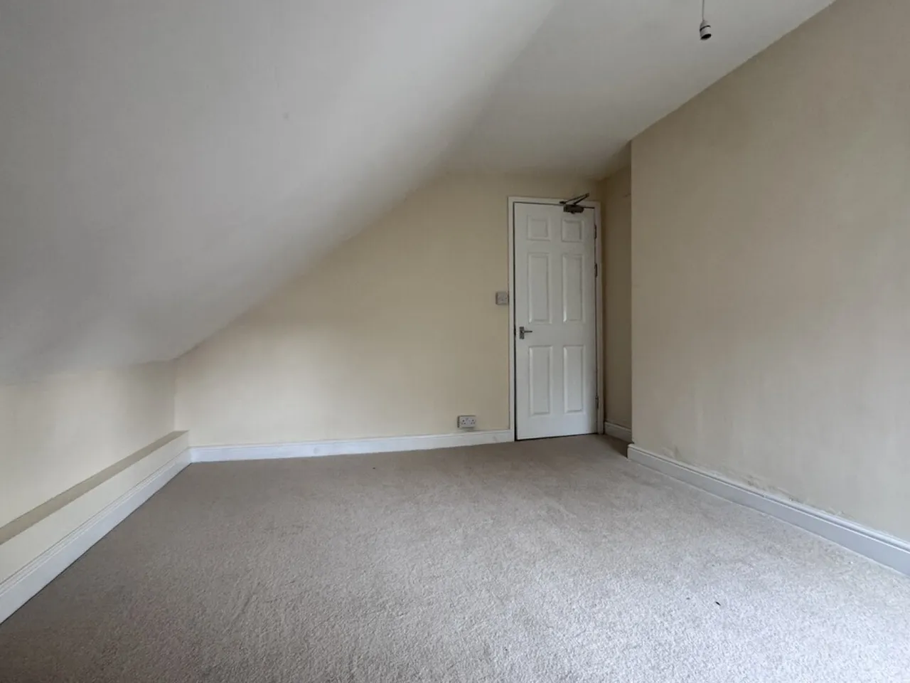 Connaught Road, Roath, CF24, photo 12