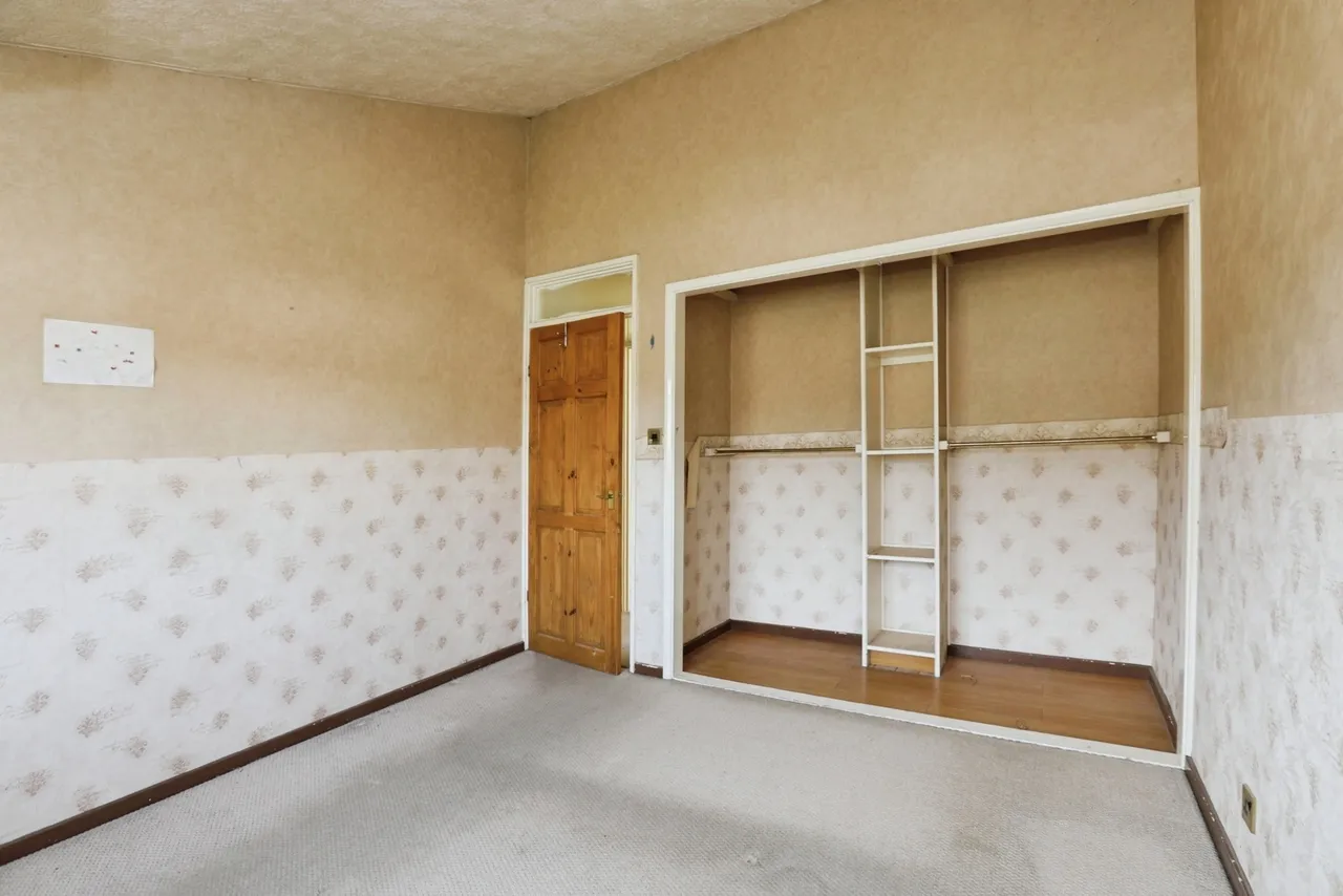 Colonsay Road, Crawley, RH11, photo 14