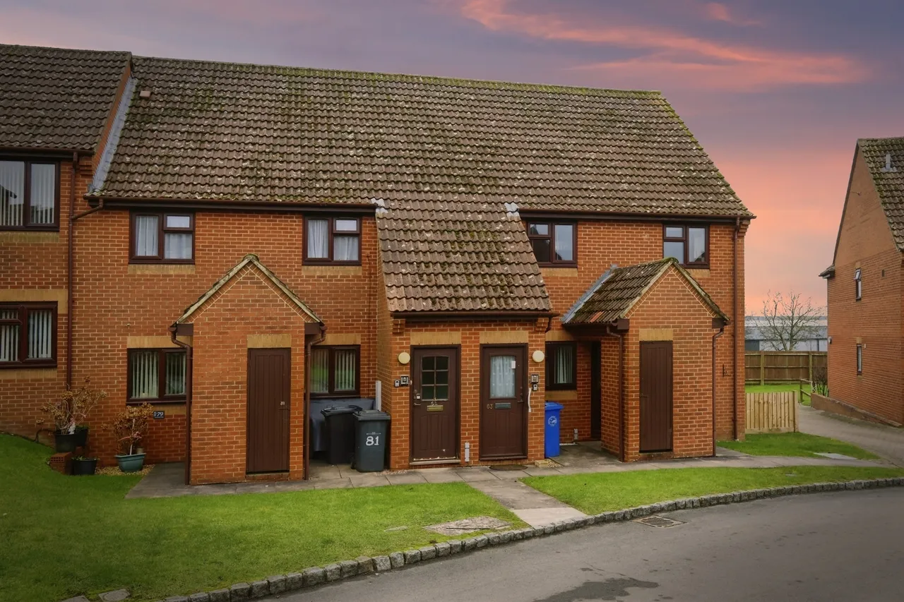 2 bed retirement property for sale, Lansdowne Way, High Wycombe, HP11
