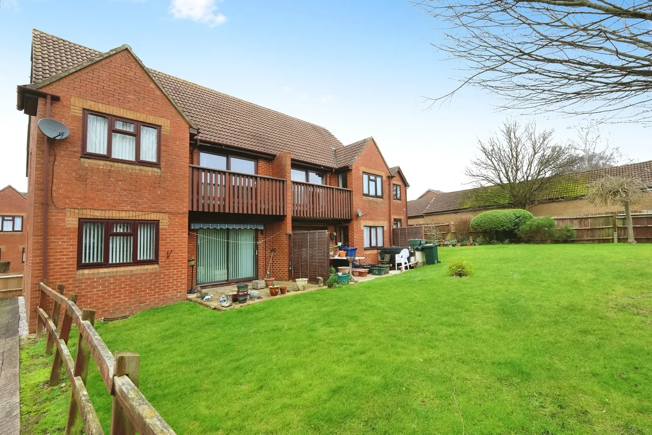 Lansdowne Way, High Wycombe, HP11, photo 5