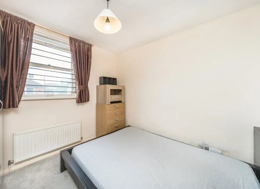 Alders Close, Alders Close, W5, photo 6