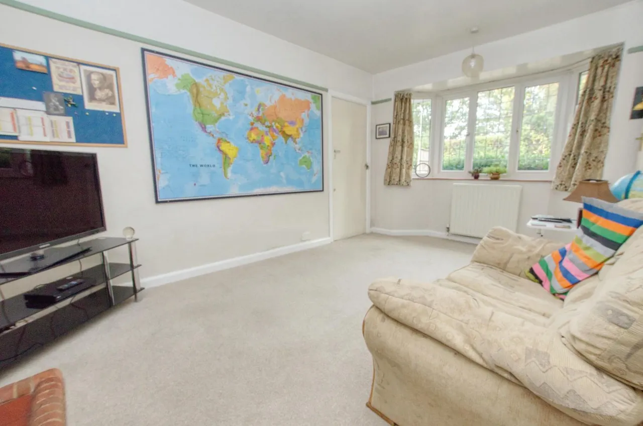 West End Road, West End, Southampton, SO30 3BH, photo 6