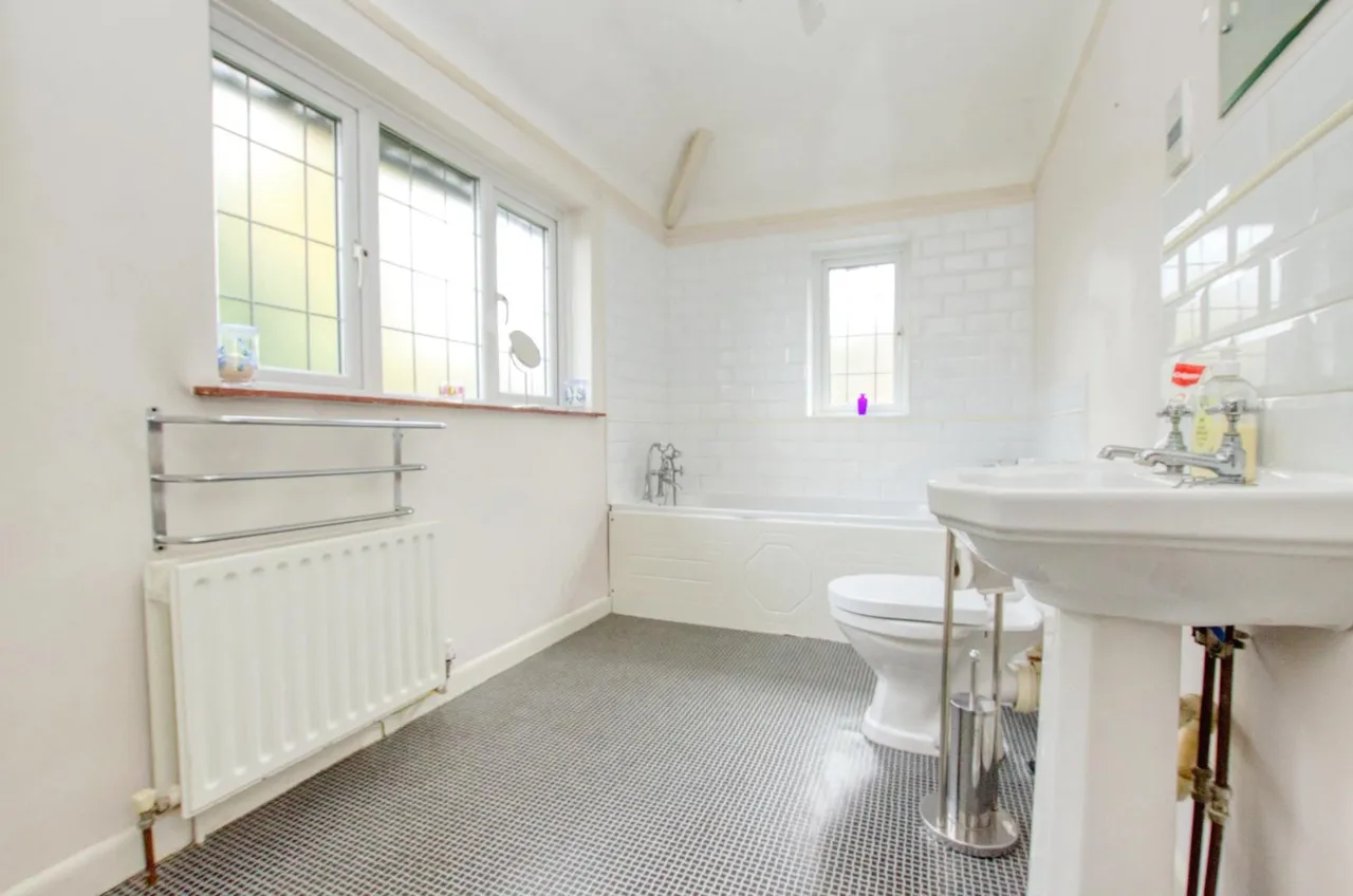 West End Road, West End, Southampton, SO30 3BH, photo 23