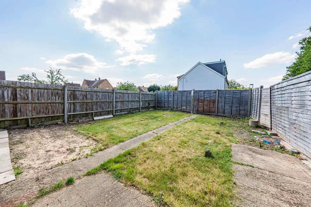 St. Peters Road, Cowley, UB8, photo 29