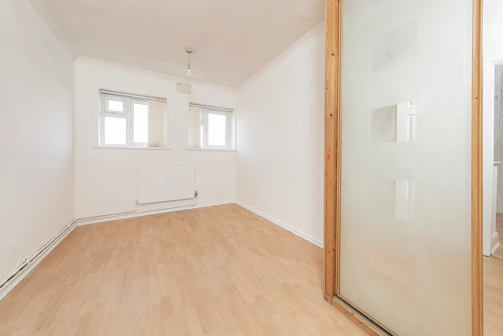 St. Peters Road, Cowley, UB8, photo 10