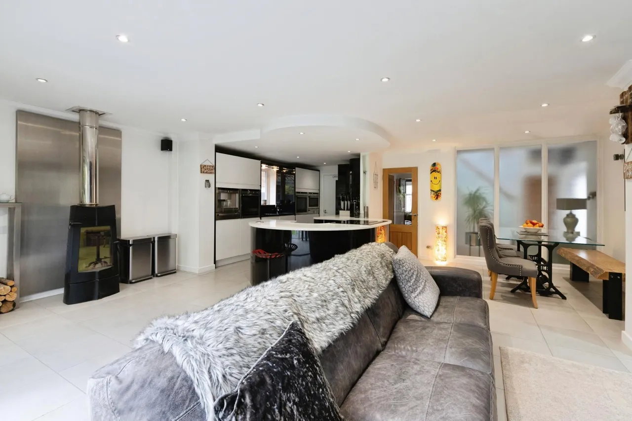 Eastwood Old Road, Leigh-on-sea, SS9, photo 6
