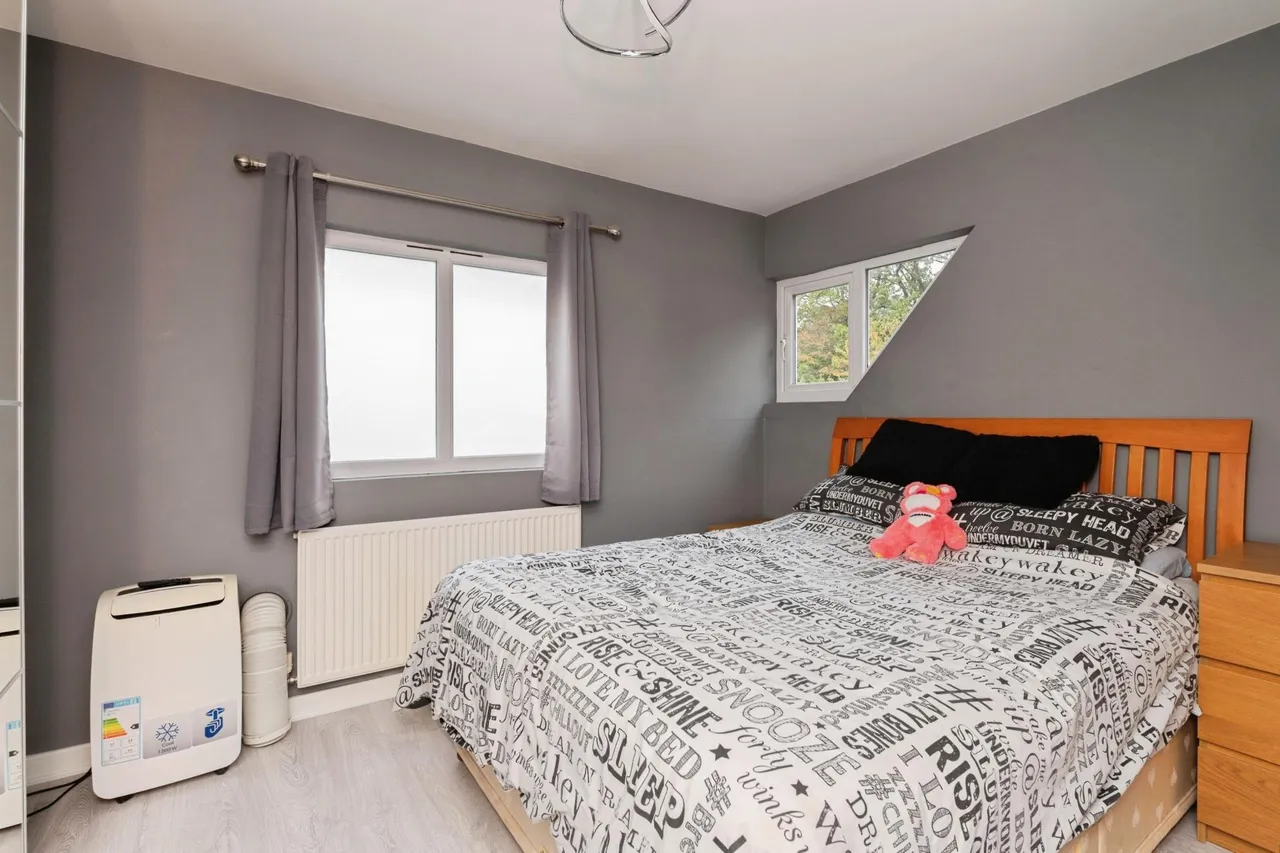 Eastwood Old Road, Leigh-on-sea, SS9, photo 21