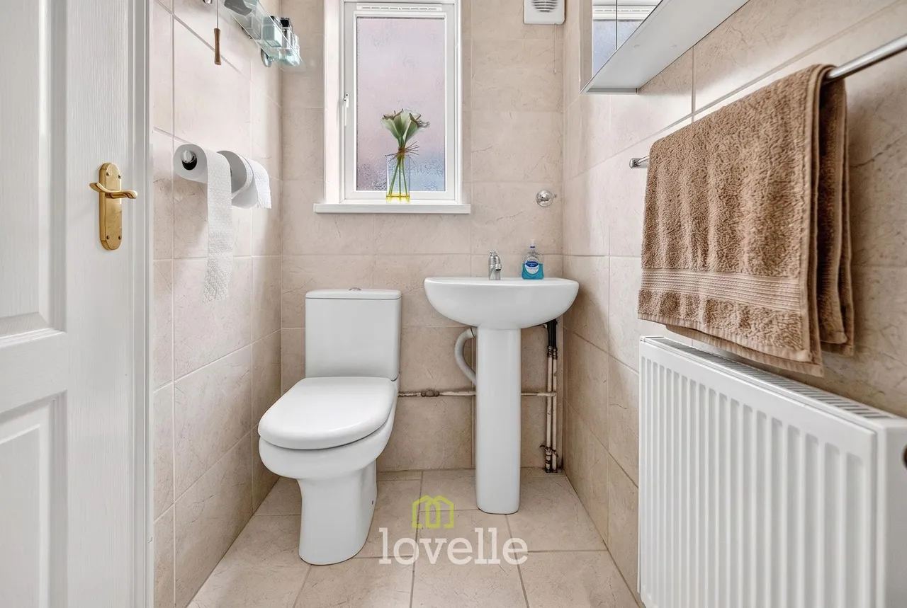 Tintagel Way, New Waltham, DN36, photo 20