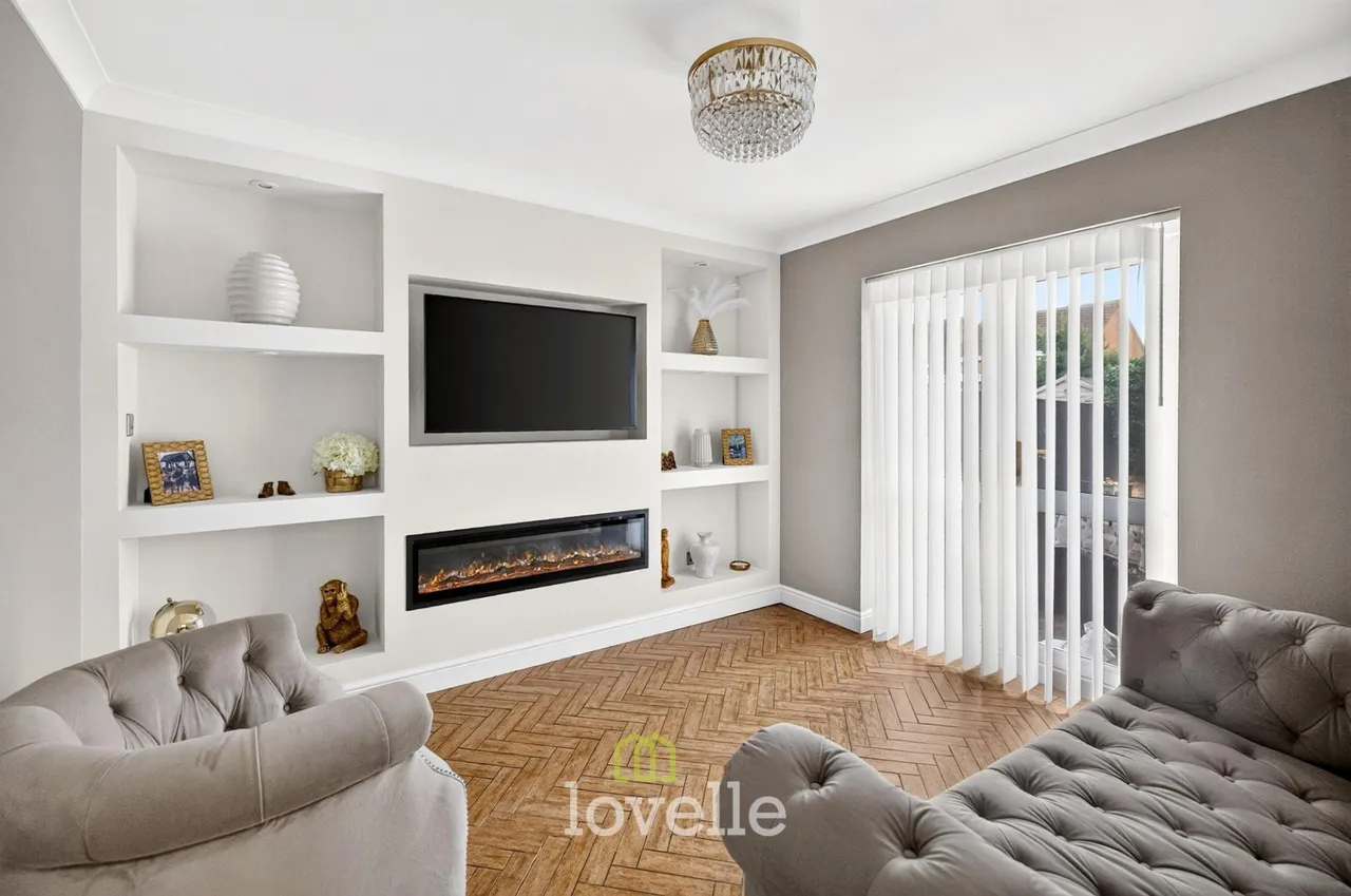 Tintagel Way, New Waltham, DN36, photo 10