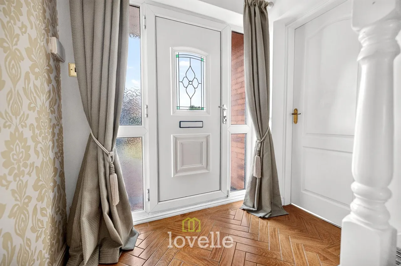 Tintagel Way, New Waltham, DN36, photo 5