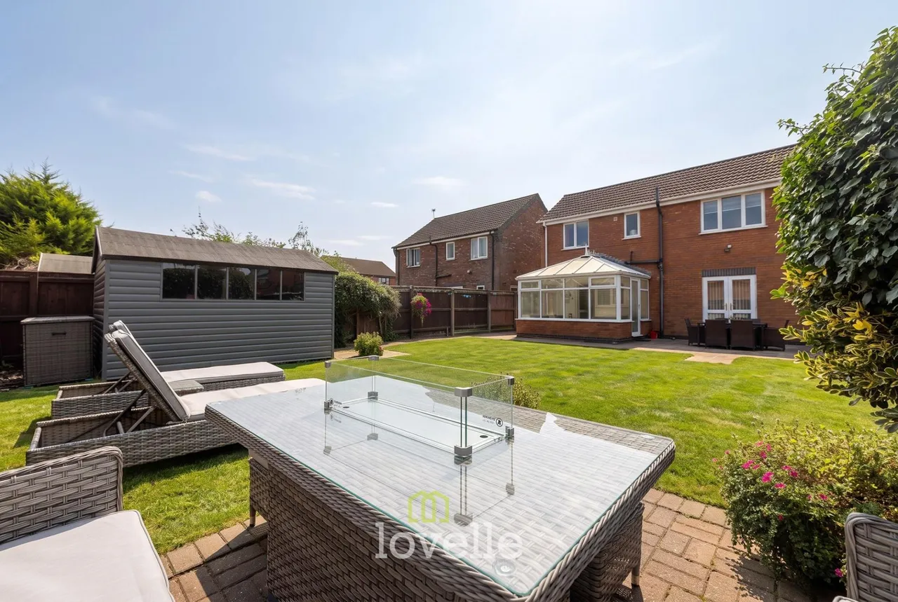 Tintagel Way, New Waltham, DN36, photo 4