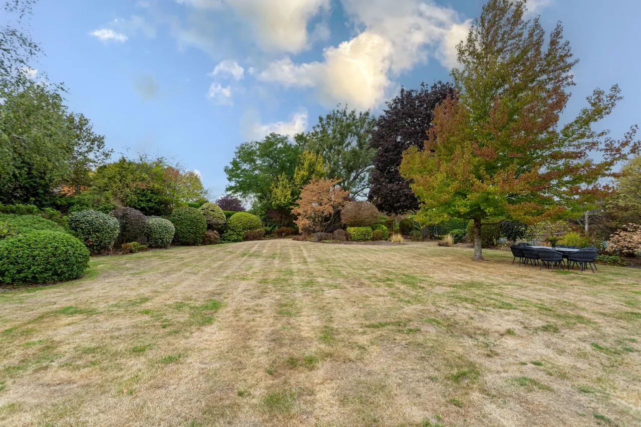 Reading Road, Mattingley, RG27, photo 19