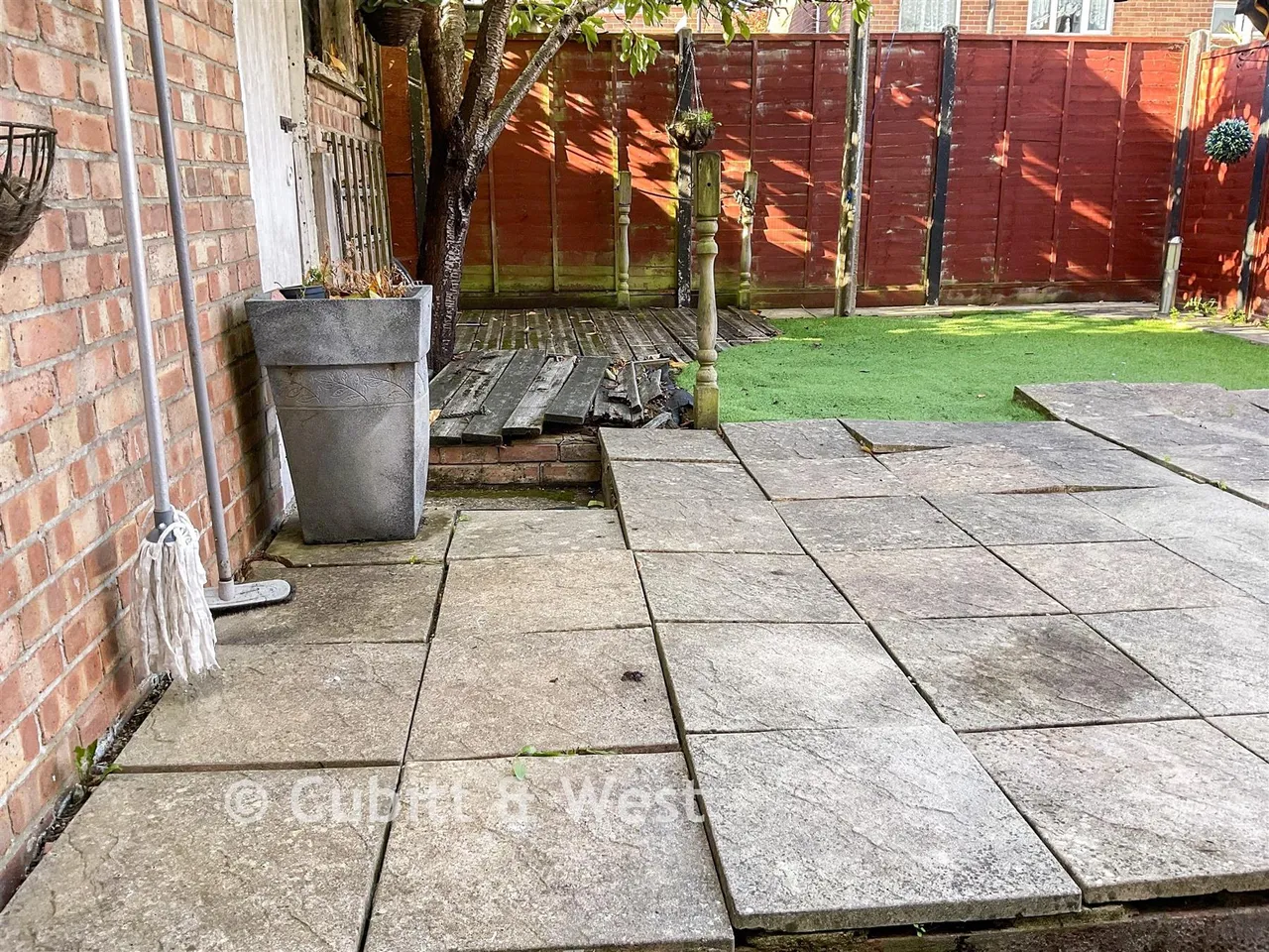 Barncroft Way, Leigh Park, PO9, photo 8