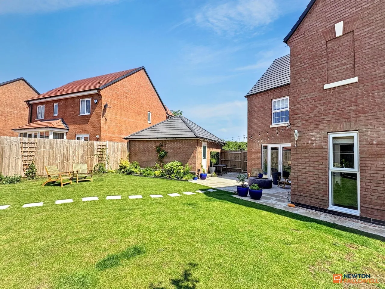 Summers Road, Hugglescote, LE67, photo 47