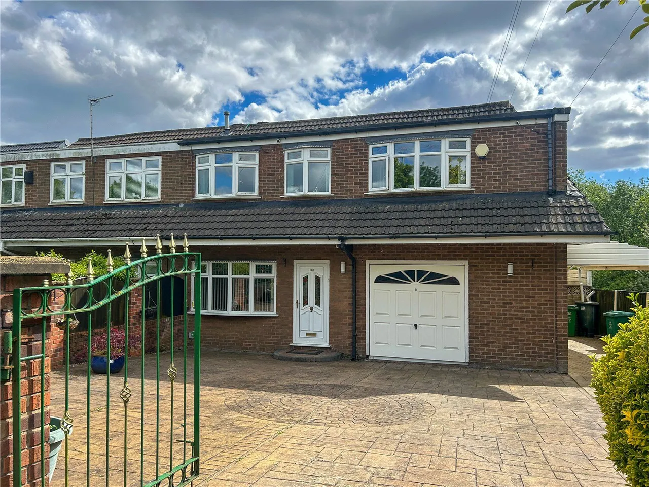 Nuthurst Road, New Moston, M40, photo 7