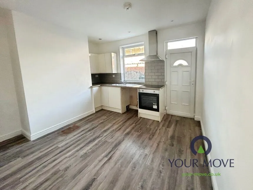 Pindar Oaks Street, Barnsley, S70, photo 3