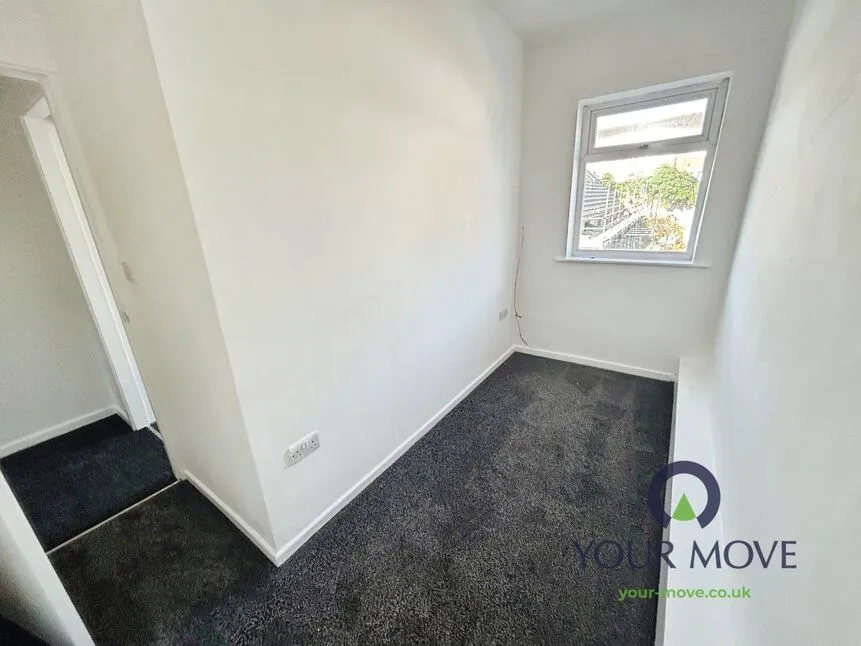 Pindar Oaks Street, Barnsley, S70, photo 10