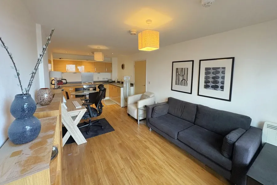 Nankeville Court, Woking, GU22, photo 2
