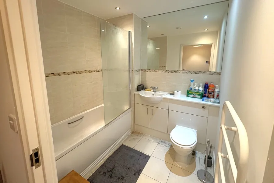Nankeville Court, Woking, GU22, photo 6