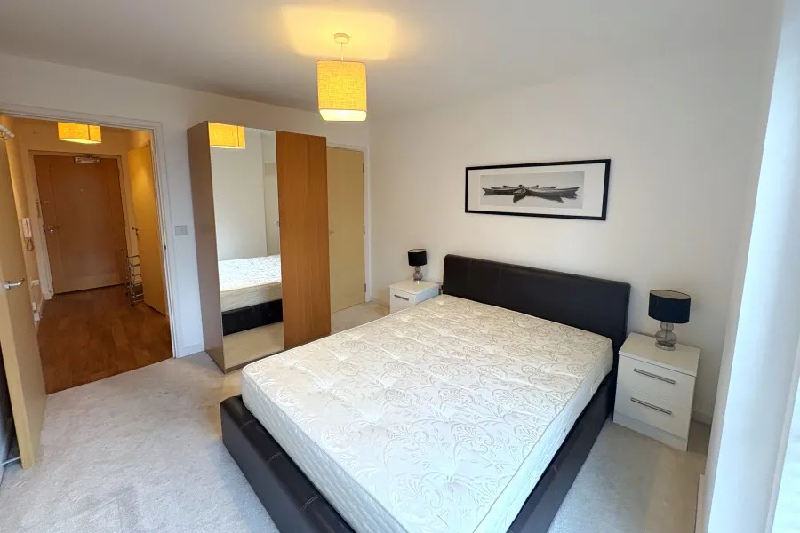 Nankeville Court, Woking, GU22, photo 5