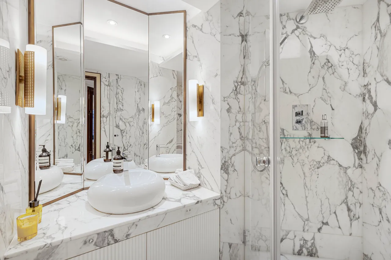 Upper Grosvenor Street, Mayfair, London, photo 8