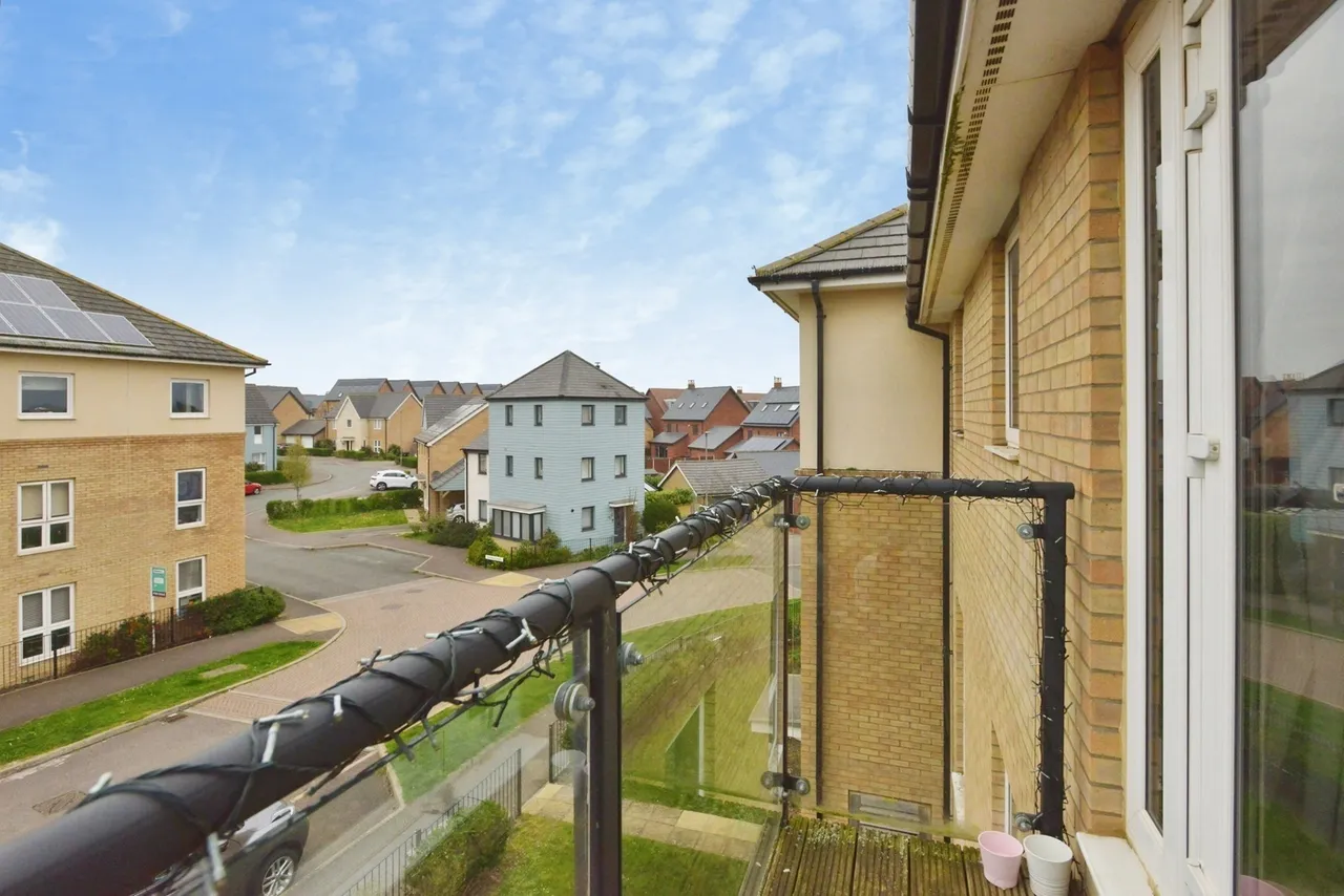 Angus Way, Whitehouse, Milton Keynes, Buckinghamshire, MK8, photo 8