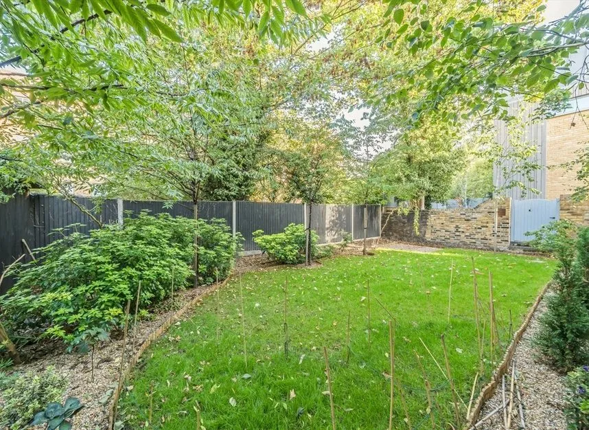 St. Andrew's Road, Surbiton, KT6, photo 7