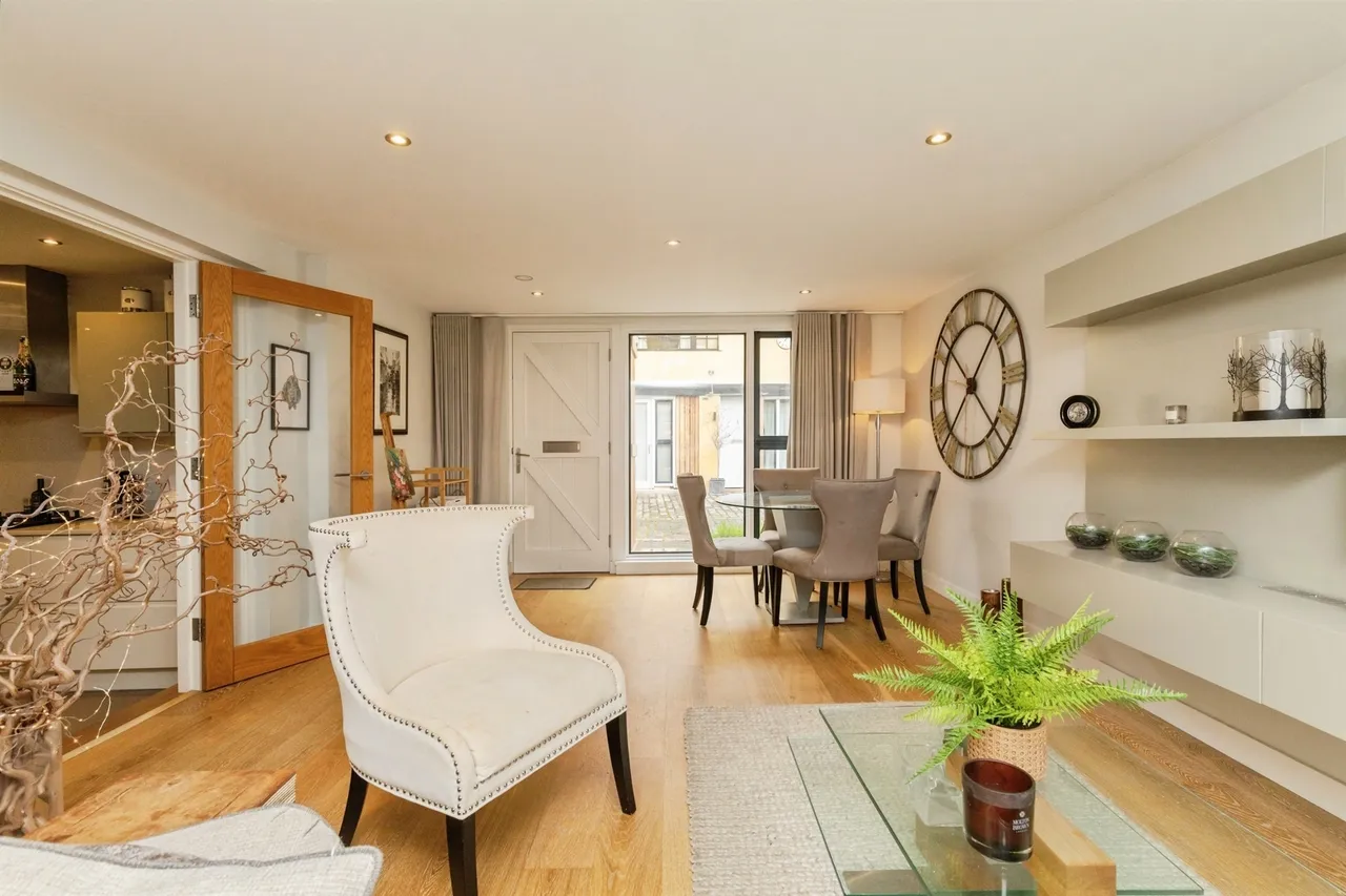 3 bed house for sale — Rivers Street Mews, Bath