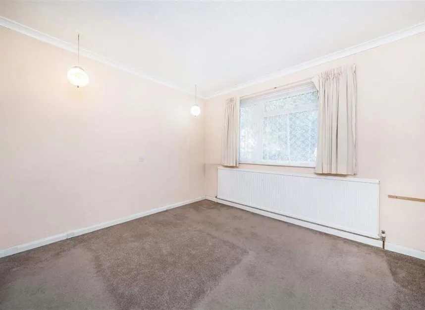 Riversdale Road, Thames Ditton, KT7, photo 3