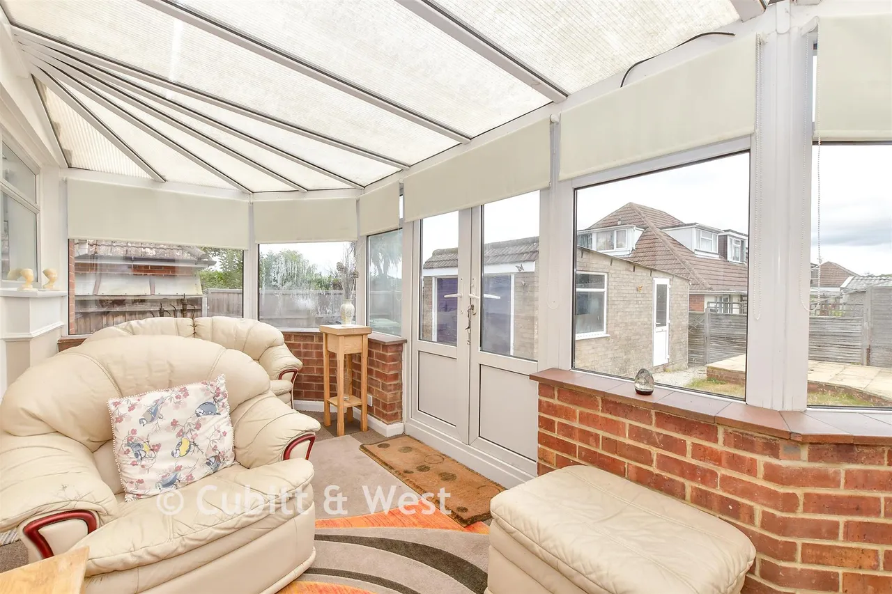 Catherington Lane, Waterlooville, PO8, photo 4