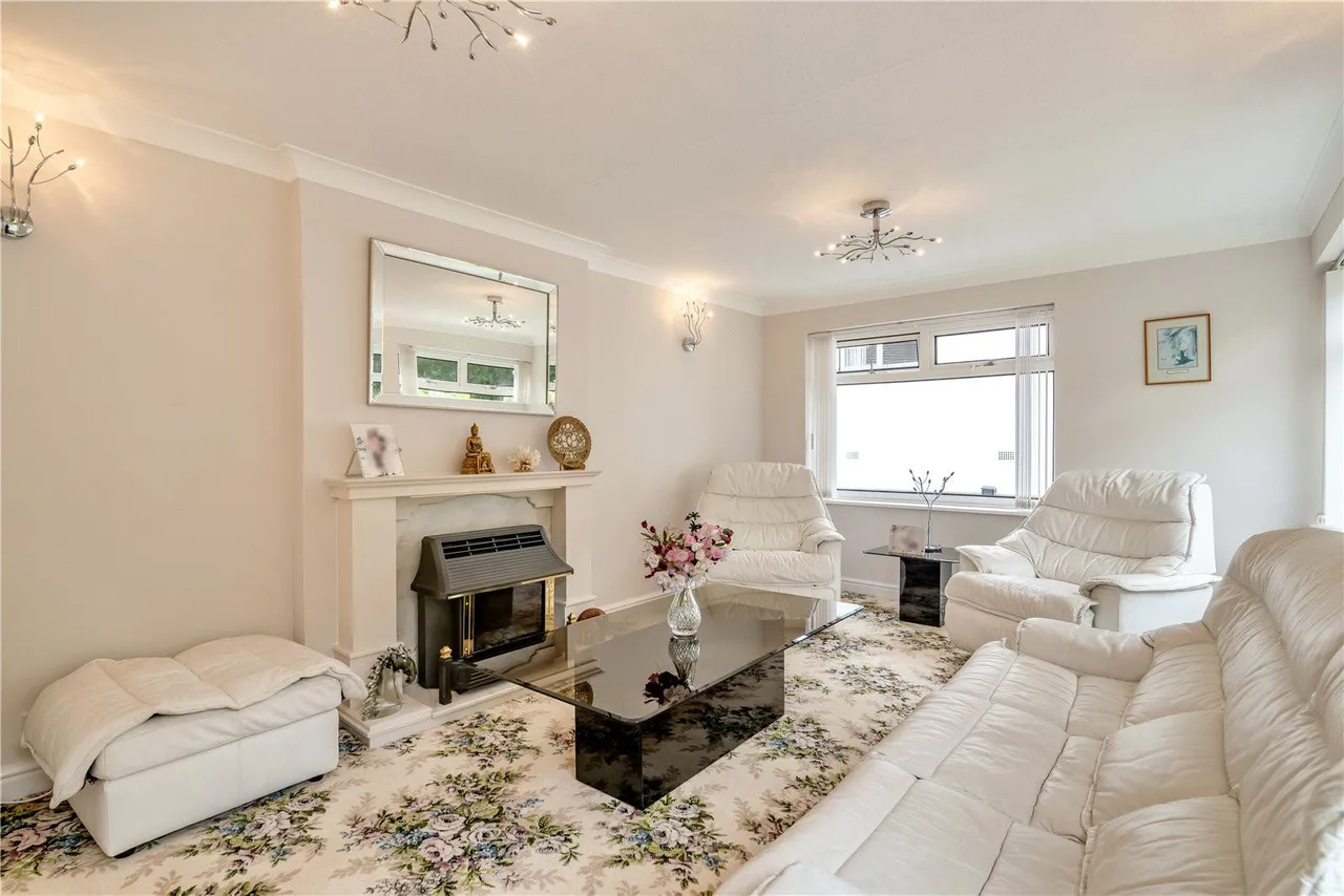 Larchwood, Scarcroft, LS14, photo 10