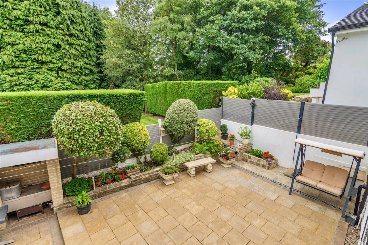 Larchwood, Scarcroft, LS14, photo 4