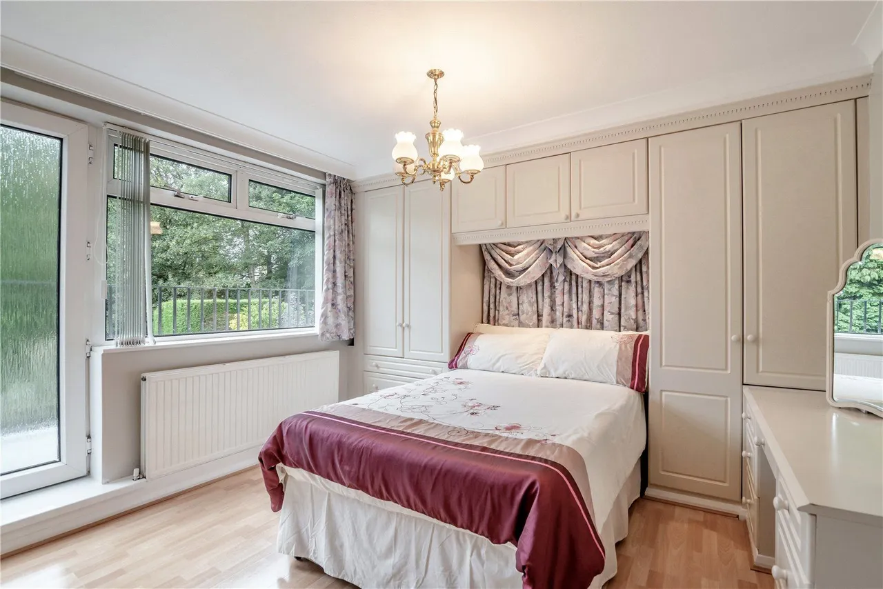 Larchwood, Scarcroft, LS14, photo 7