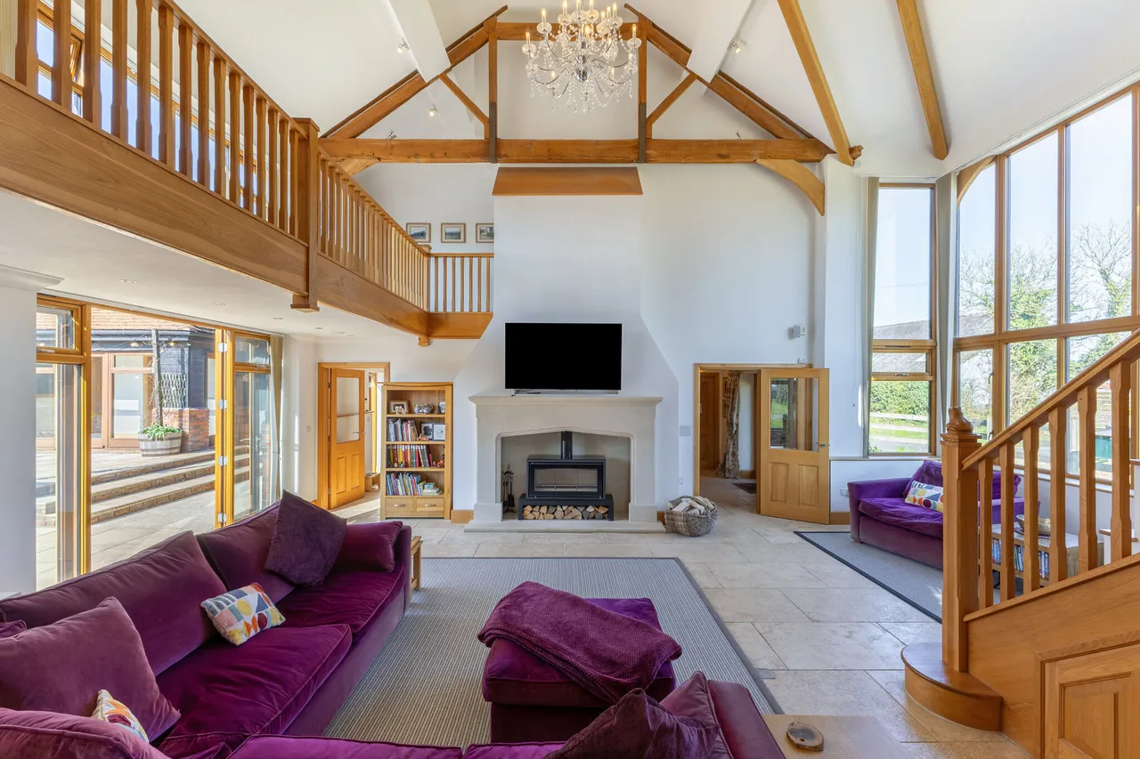 Wyke Lane, Ash Green, Nr Farnham, GU12, photo 6