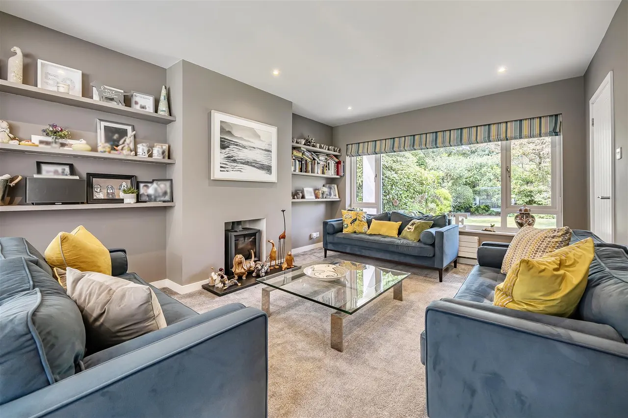 Thornton Avenue, Warsash, photo 9