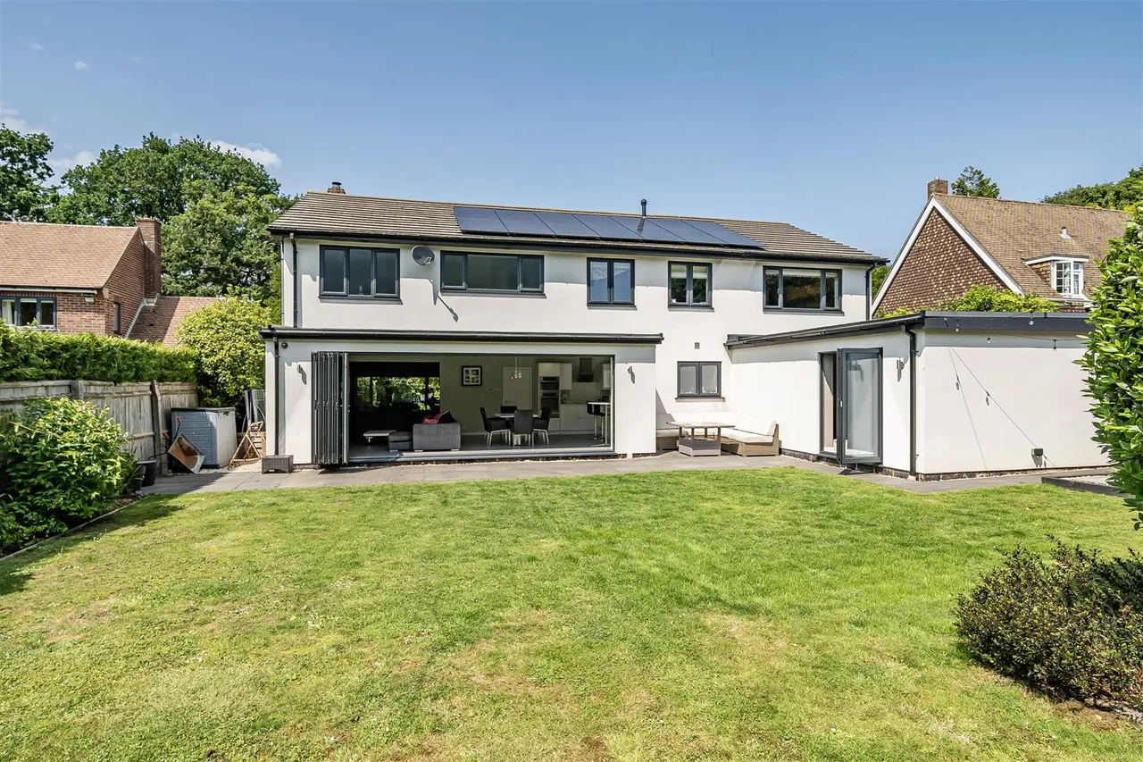 4 bed house for sale — Thornton Avenue, Warsash