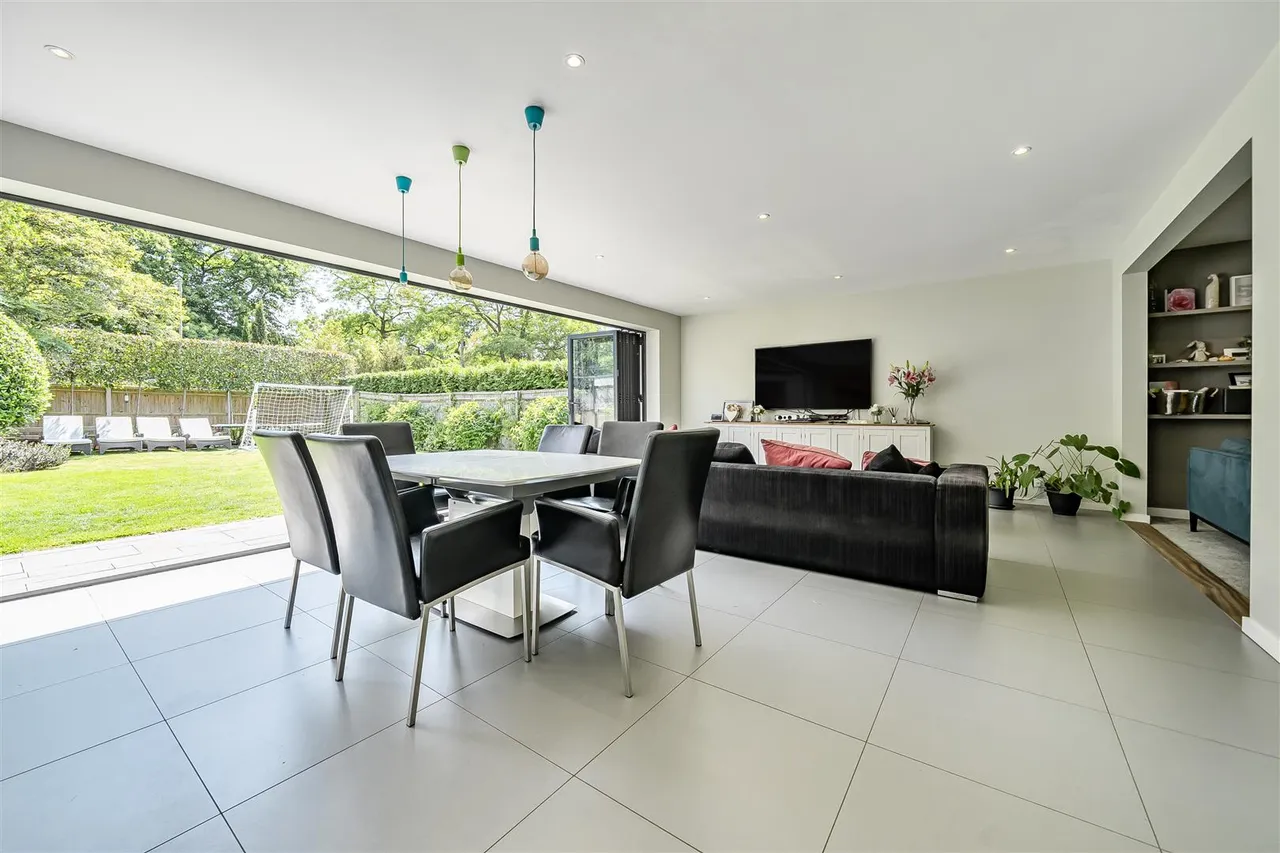 Thornton Avenue, Warsash, photo 7