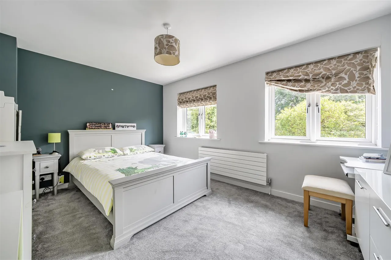 Thornton Avenue, Warsash, photo 21