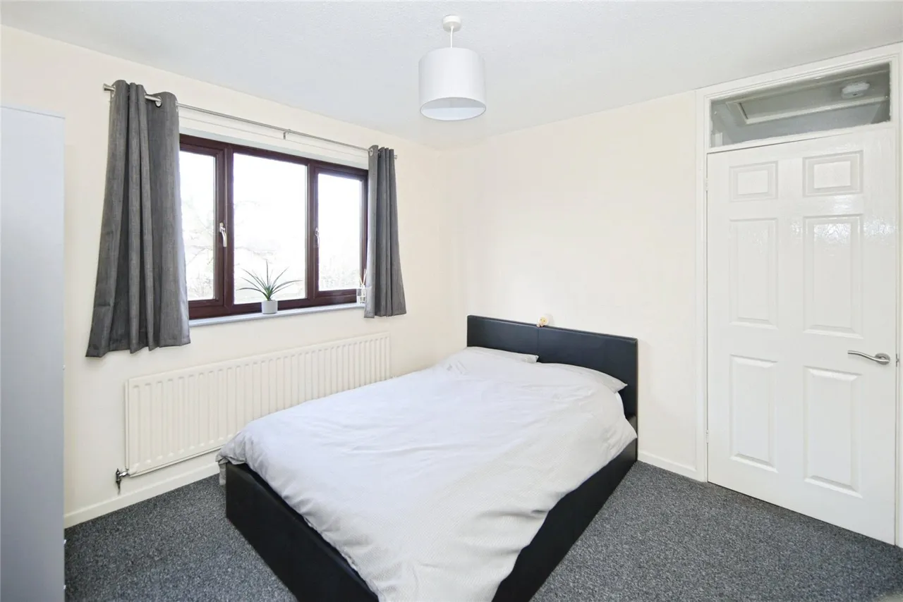 Weddington Road, NUNEATON, Warwickshire, CV10, photo 12