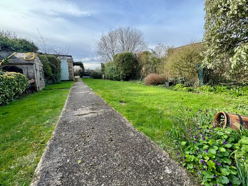 Kiln Lane, Wooburn Green HP10 0JQ, photo 9