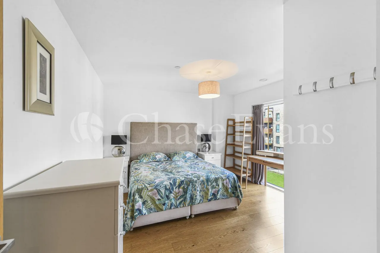 Pandorea House, 35 Lismore Boulevard, Colindale Gardens, Colindale, NW9, photo 8