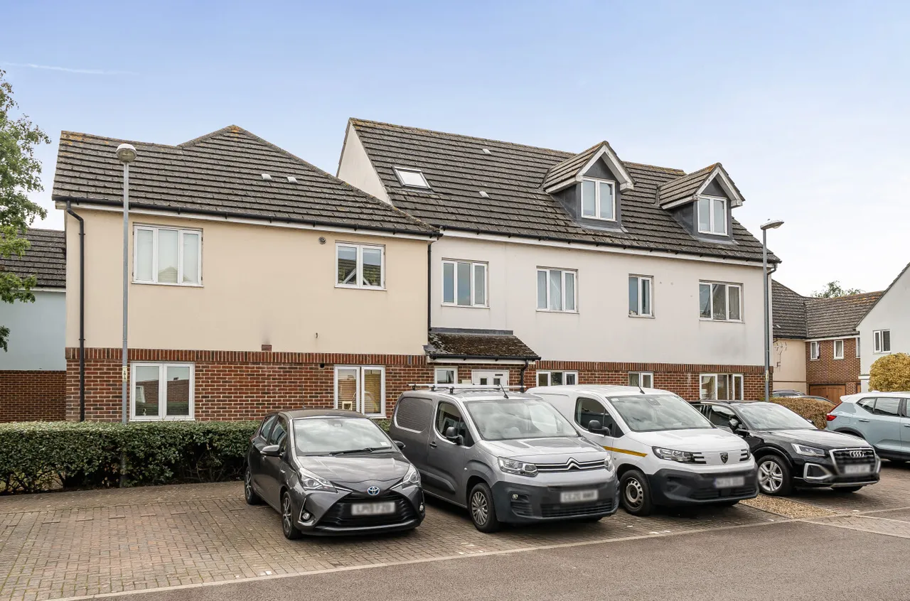 Chandlers Close, West Molesey, KT8, photo 19