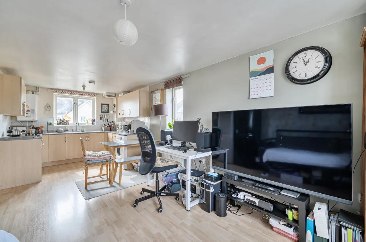 Chandlers Close, West Molesey, KT8, photo 11