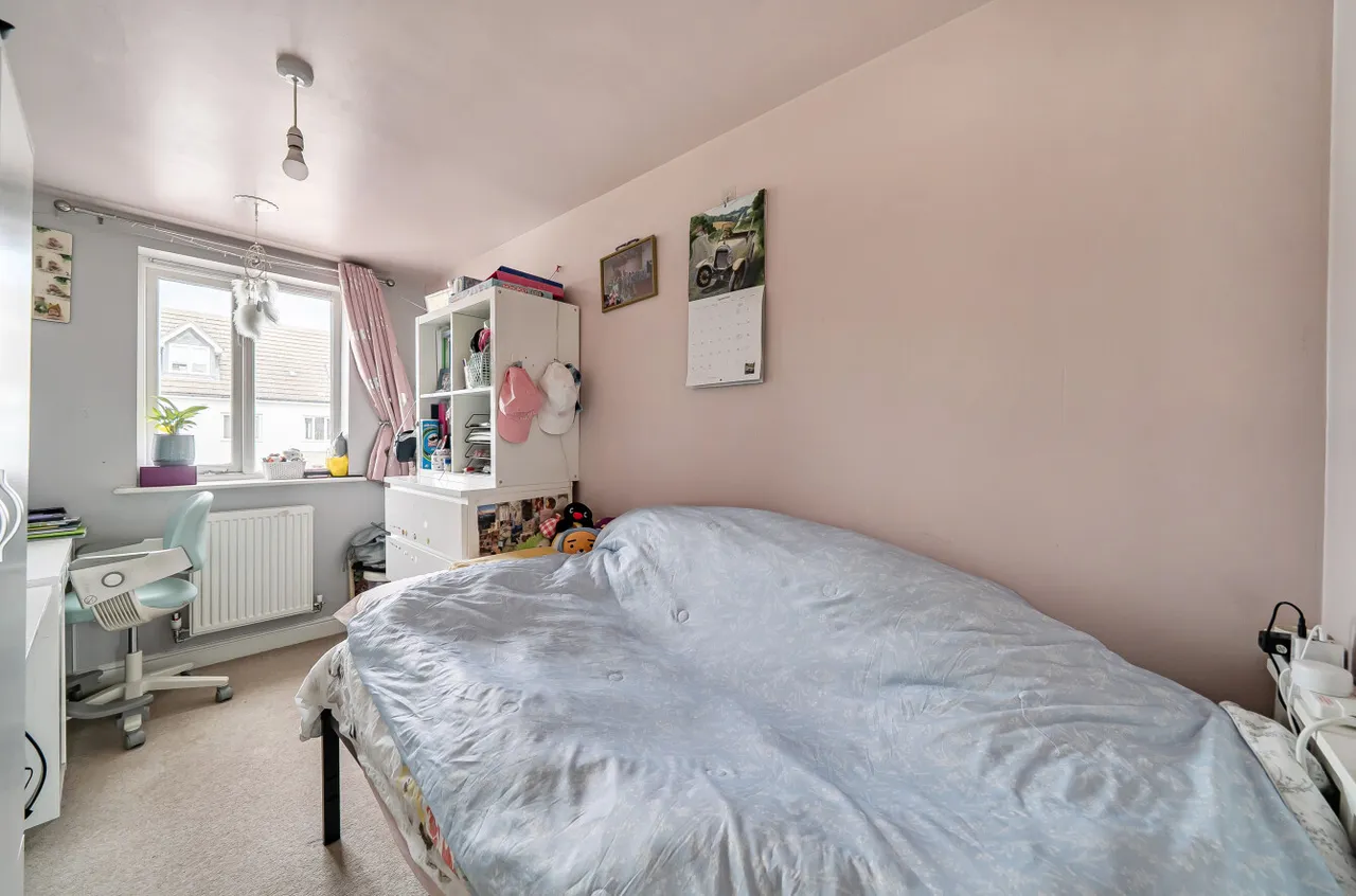 Chandlers Close, West Molesey, KT8, photo 6