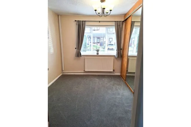 Penryn Avenue, Oldham, OL2, photo 9