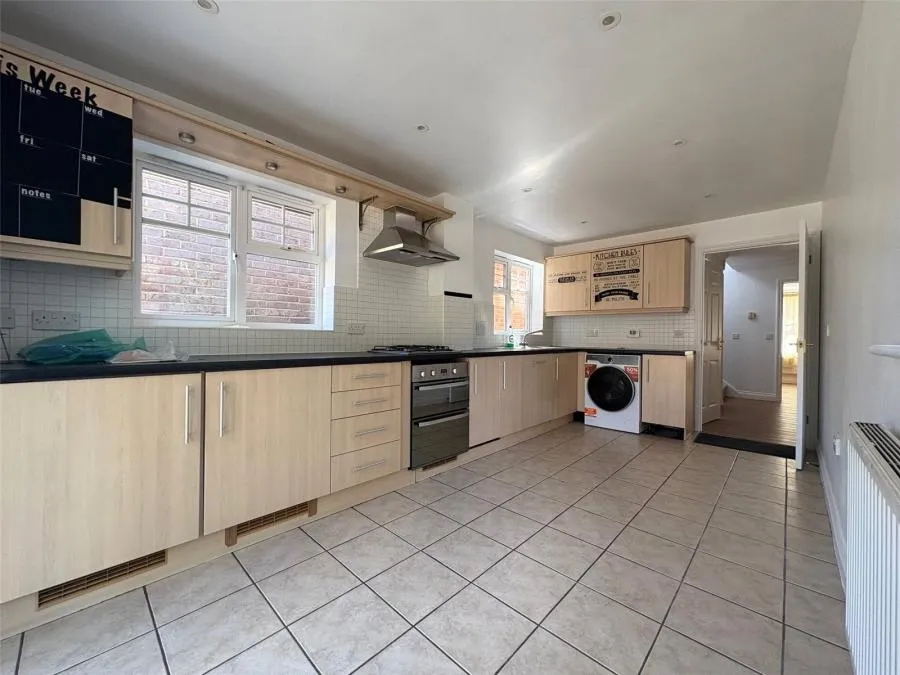 Marrow Meade, Fleet, GU51, photo 5