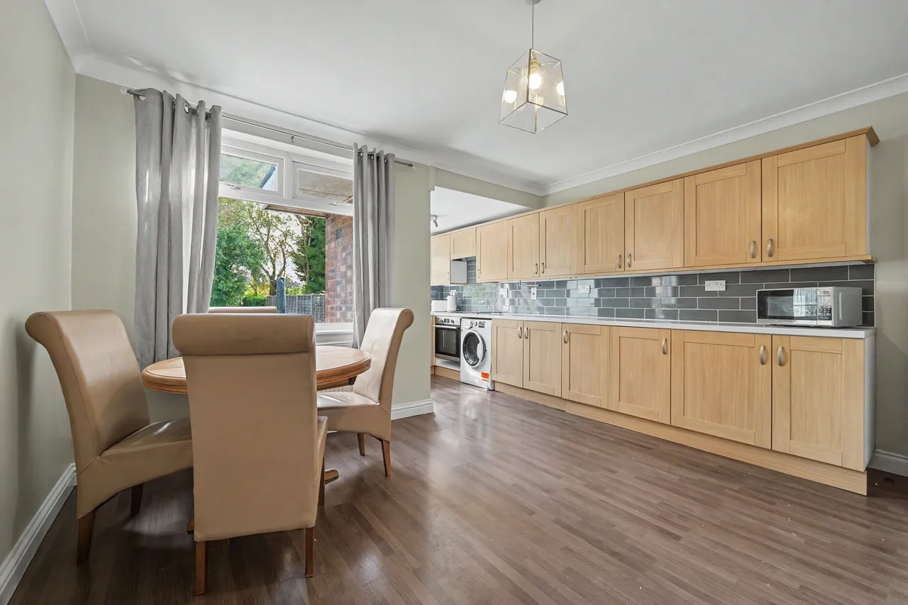 Arbury Avenue, Bedworth, CV12, photo 3