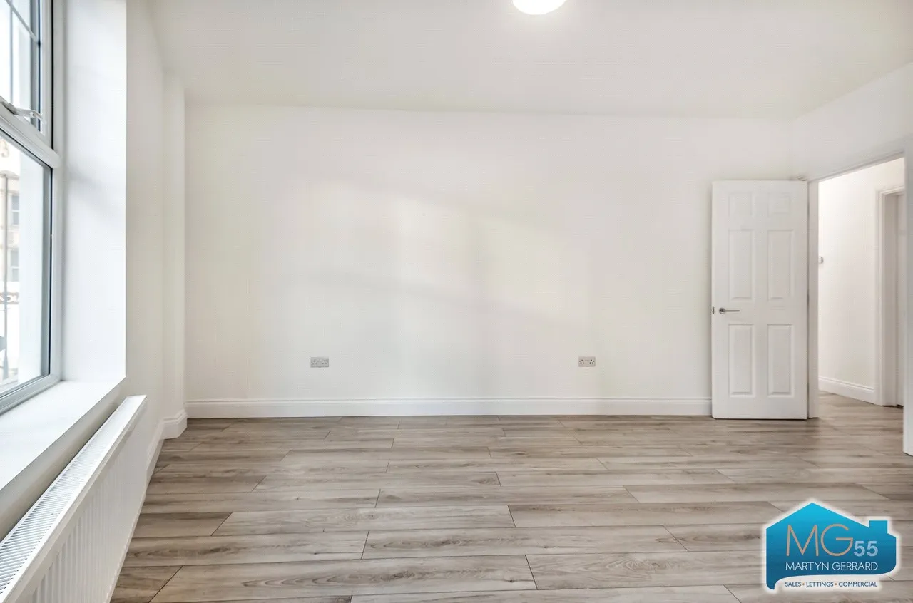 Woodhouse Road, North Finchley, N12, photo 4
