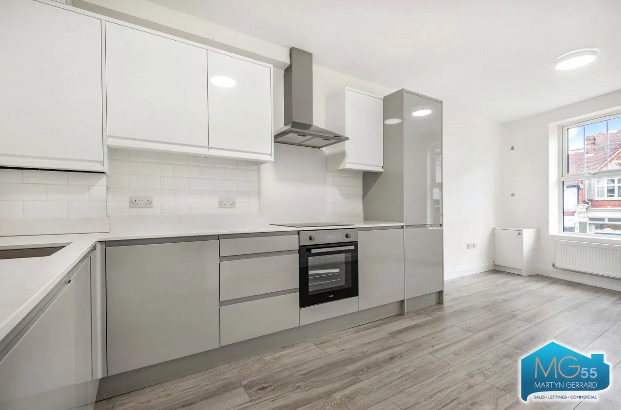 Woodhouse Road, North Finchley, N12, photo 9
